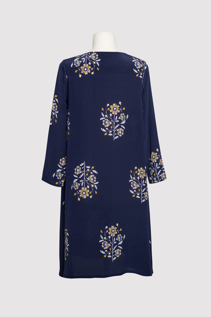 soloist dress