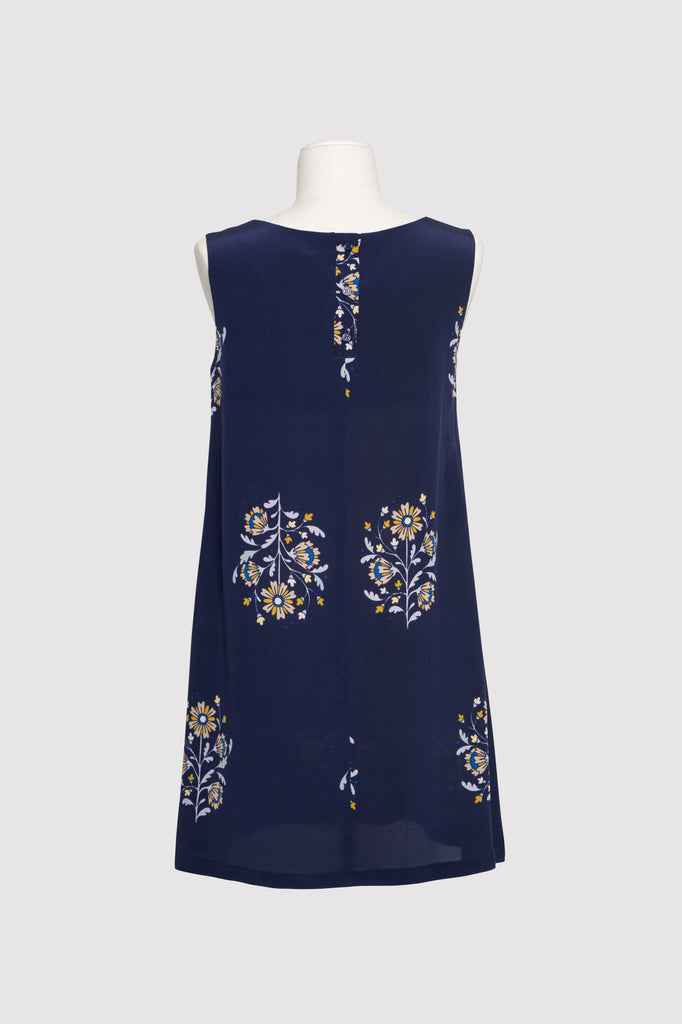 turnout sleeveless dress