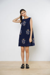 turnout sleeveless dress